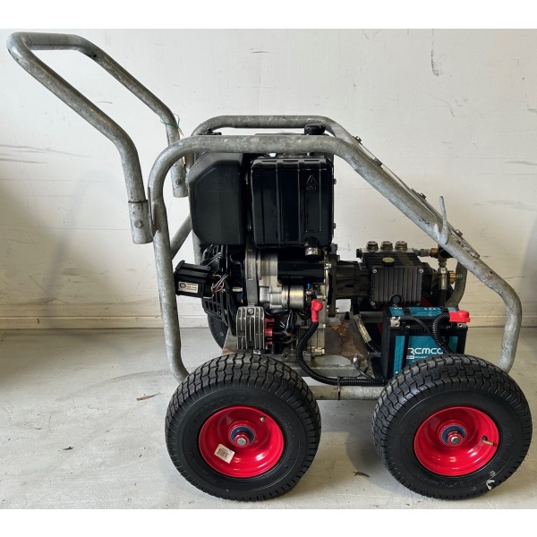 Cold Water Diesel Powered Pressure Cleaner No.848 - Image 2